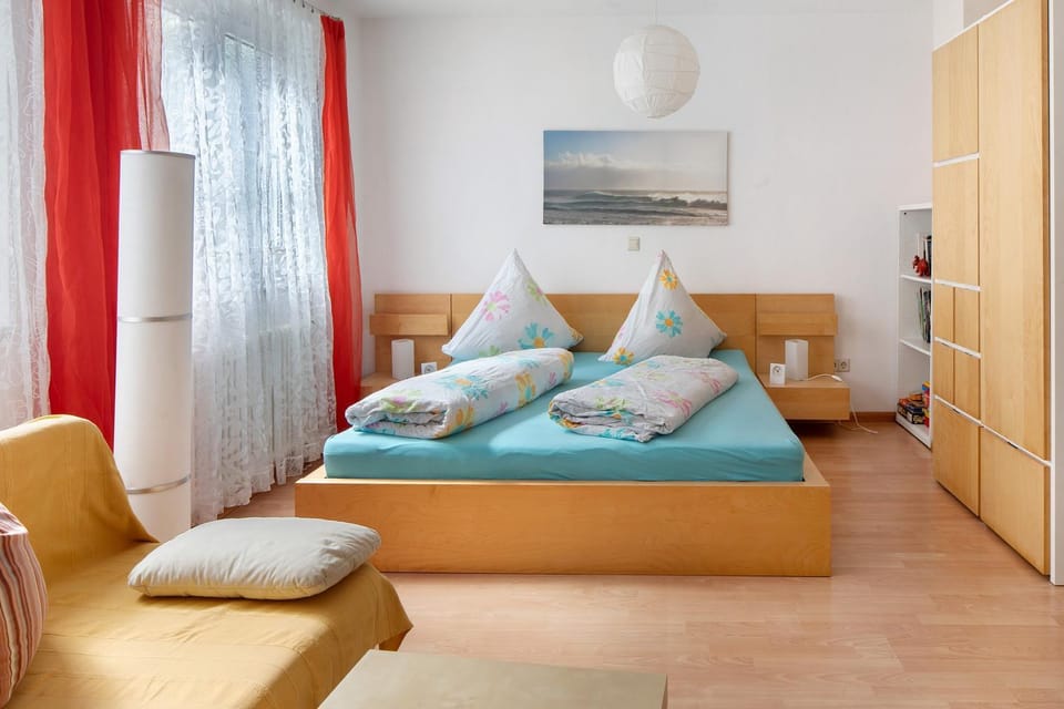 Living room, Bedroom