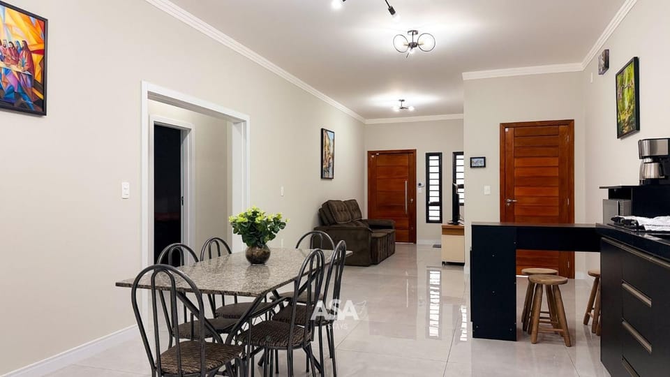 Coffee/tea facilities, Seating area