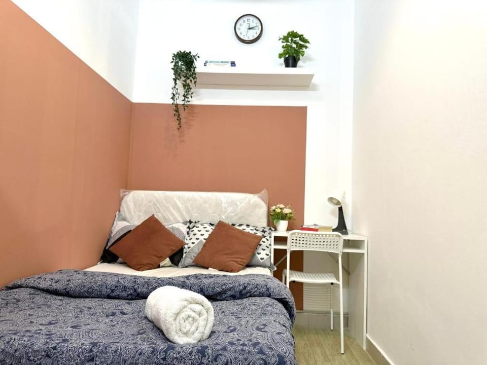 CityNest Rooms In Barsha Heights Tecom Near Metro Capsule hotel in Dubai