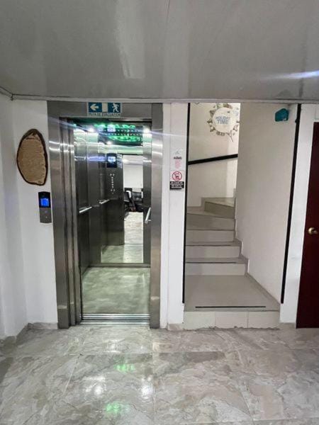 elevator