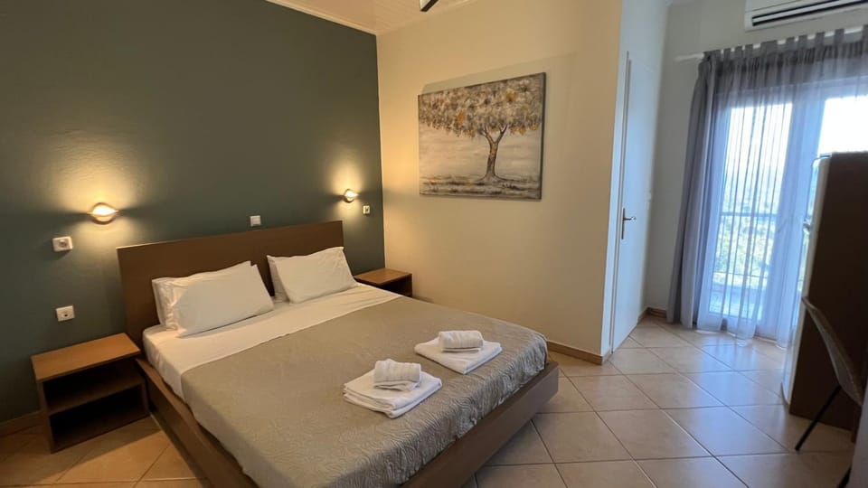 Bed, Photo of the whole room
