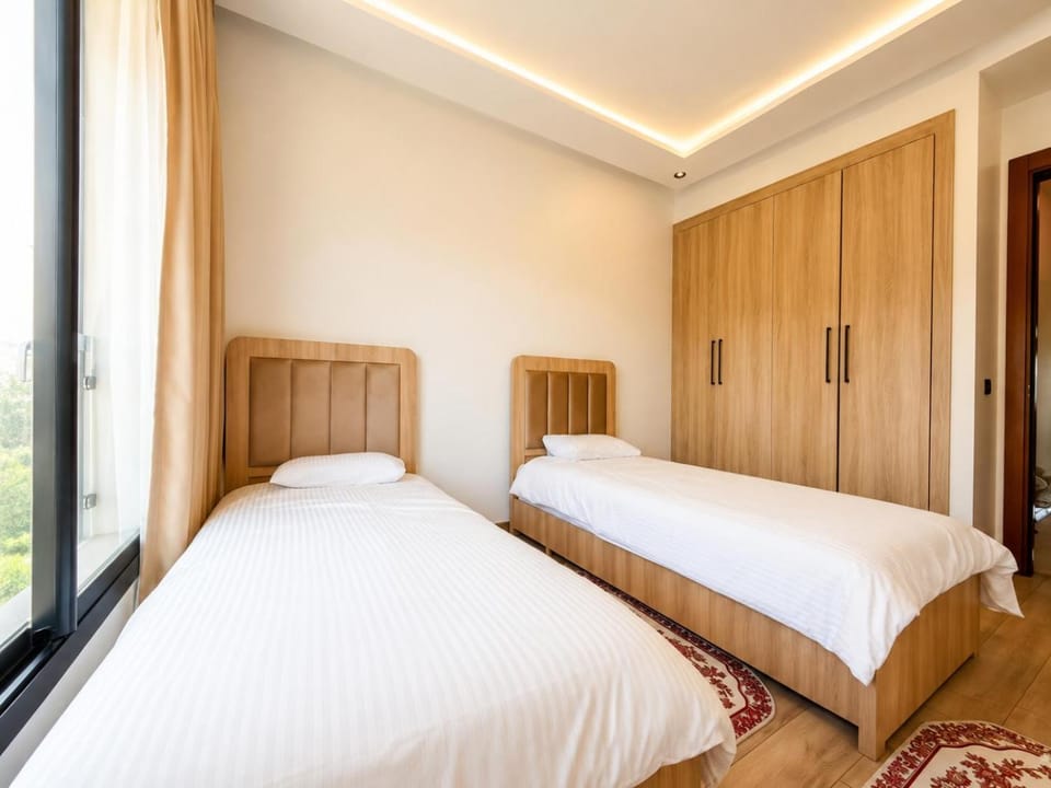 Luxury 3BR Tamaris Apartment Sea View, Pool, Gym & Beachfront Apartment in Casablanca-Settat
