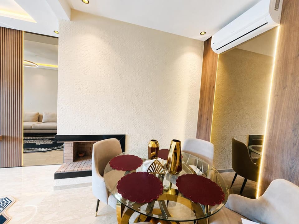 Luxury 3BR Tamaris Apartment Sea View, Pool, Gym & Beachfront Apartment in Casablanca-Settat