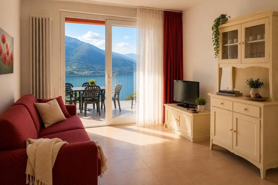 Appartment Il Pigo Lake View swimming pool Apartment in Bellano