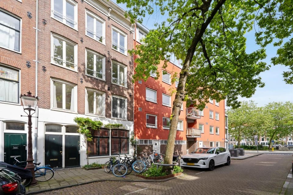 4 Bedrooms with Garden, Amsterdam Apartment in Amsterdam