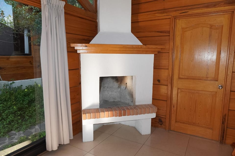 Living room, fireplace