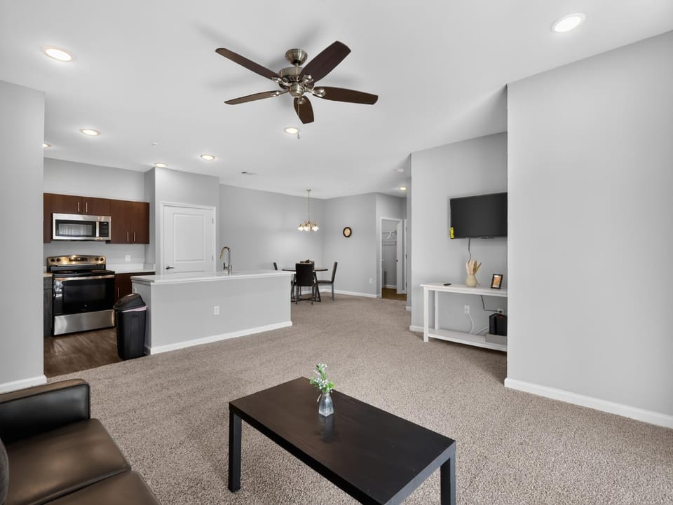 Fresh 1-bedroom layout Apartment in Texas