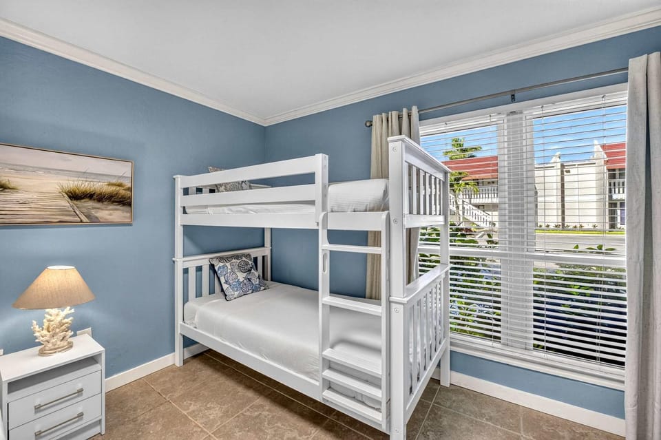 Dans Florida Condos Ocean Sands at Runaway Bay House in Bradenton Beach