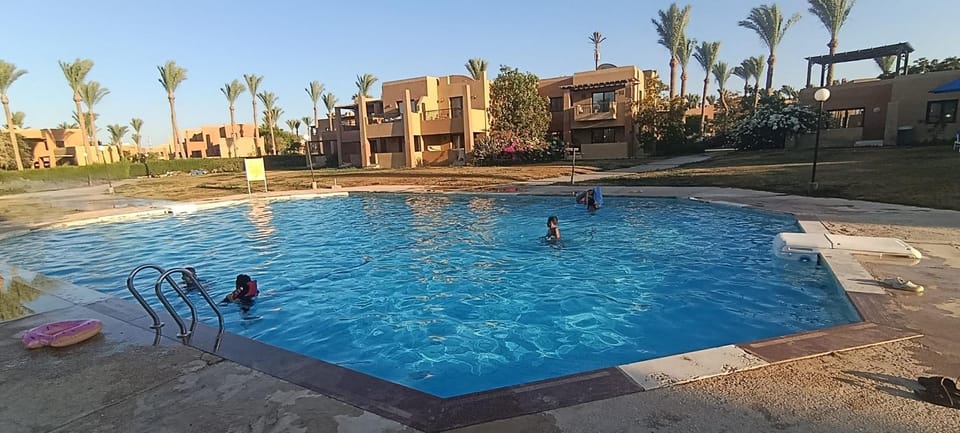 Stella Makadi Beach Chalet Free Beach & Pools access Sleeps 6 Resort in Hurghada
