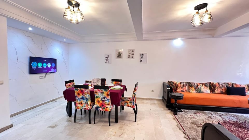 TV and multimedia, Dining area