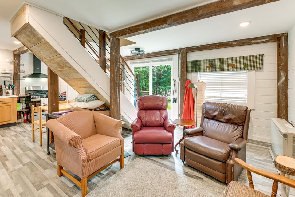 Paddle, Fish & Stargaze: Peaceful Lincoln Escape House in Lincoln