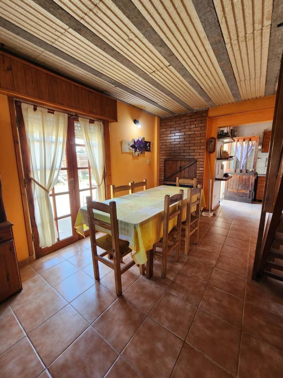 Kitchen or kitchenette, pet friendly