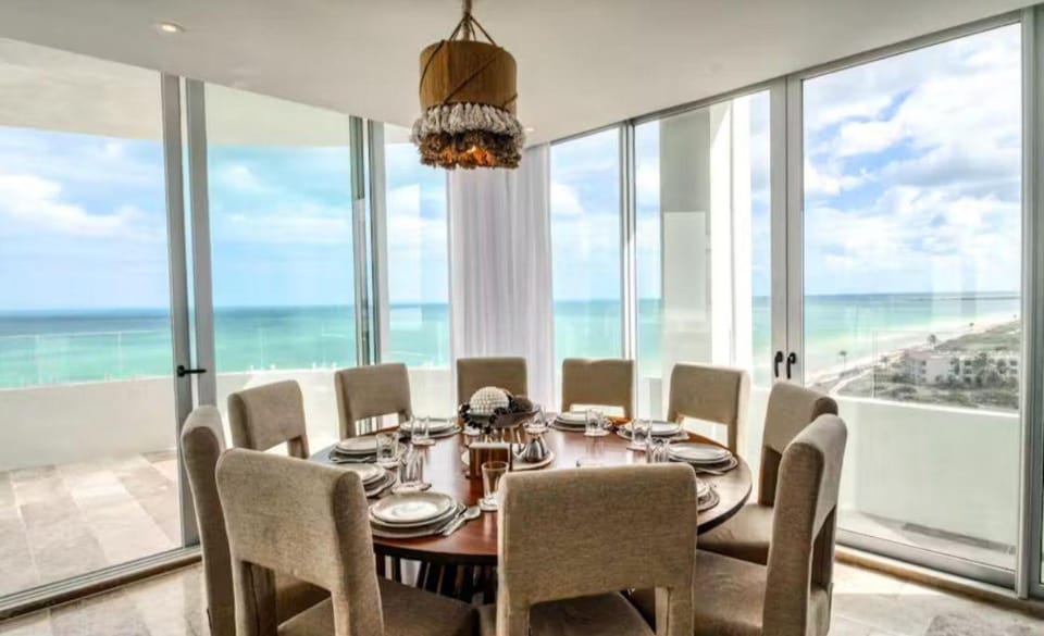 Oceanfront Luxury Penthouse with Shared Pool Depto B81 Apartment in State of Yucatan