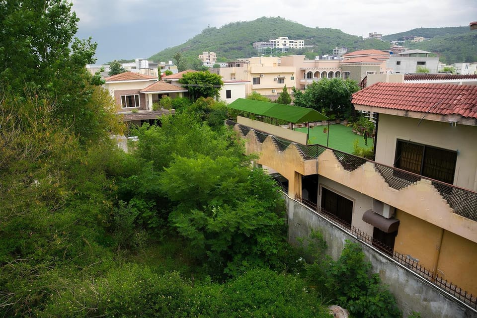 Fahad Executive Guest House Bani Gala Islamabad Bed and Breakfast in Islamabad Capital Territory
