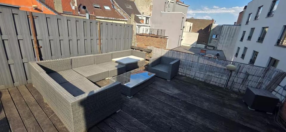 Property building, View (from property/room), Balcony/Terrace