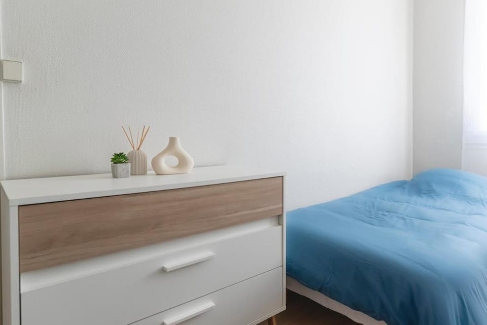 La Botanique Angevine-Design & Cozy-Private Parking Apartment in Angers