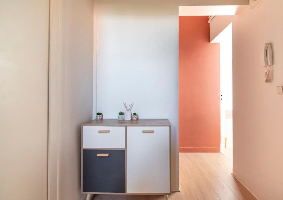 La Botanique Angevine-Design & Cozy-Private Parking Apartment in Angers