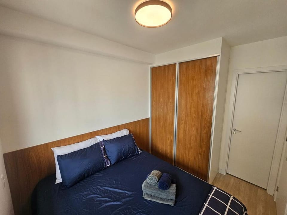 Apartamento com varanda - Pinheiros Apartment in Sao Paulo City
