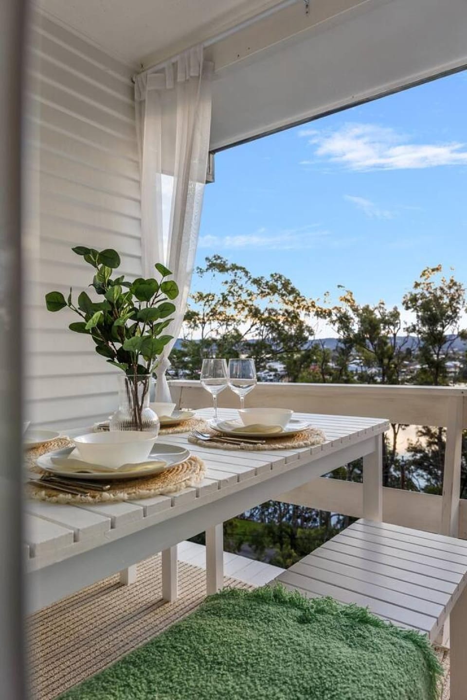 Waterfront Cottage with Fire Pit at Empire Bay House in Central Coast