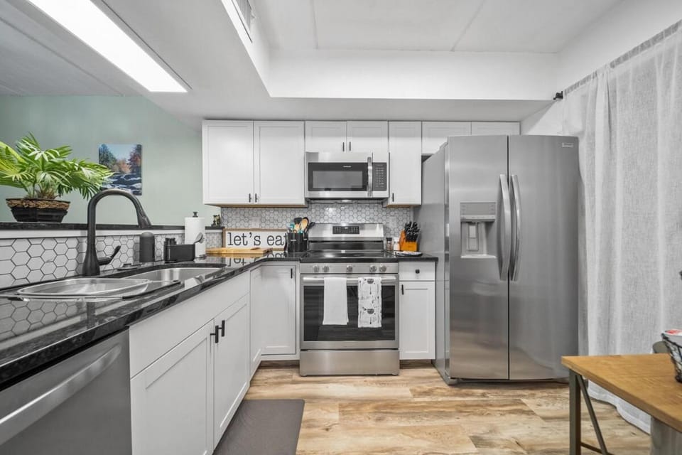 CozyBearLookout 2bd 2bth 3 pools Apartment in Gatlinburg