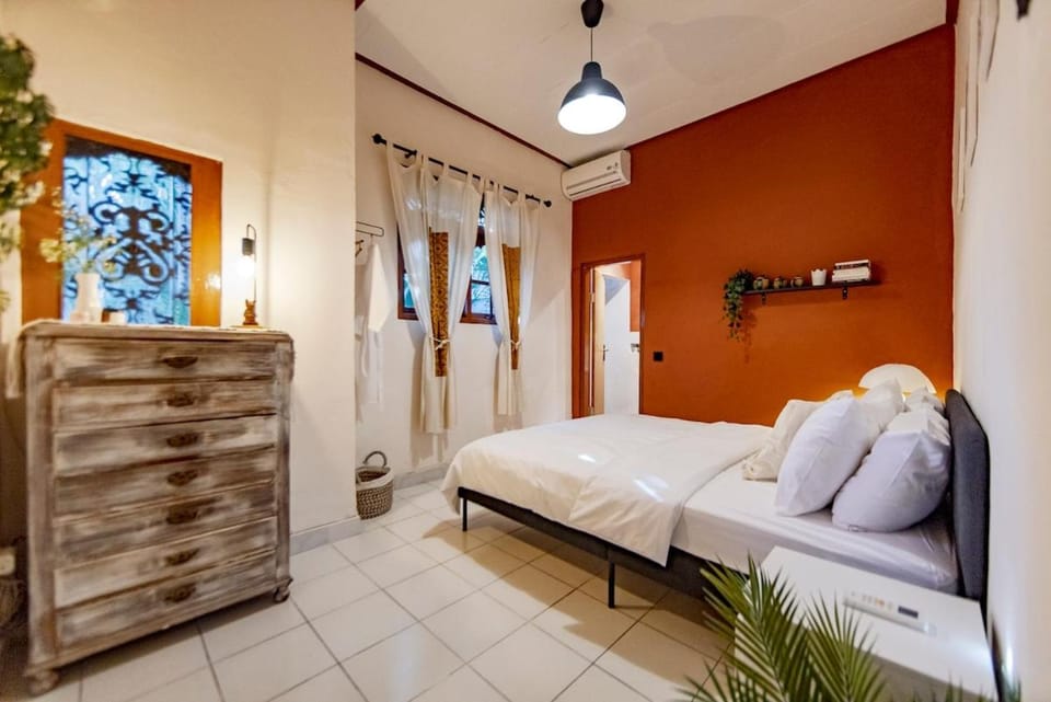 2BR Charming Balinese Home in Umalas House in North Kuta