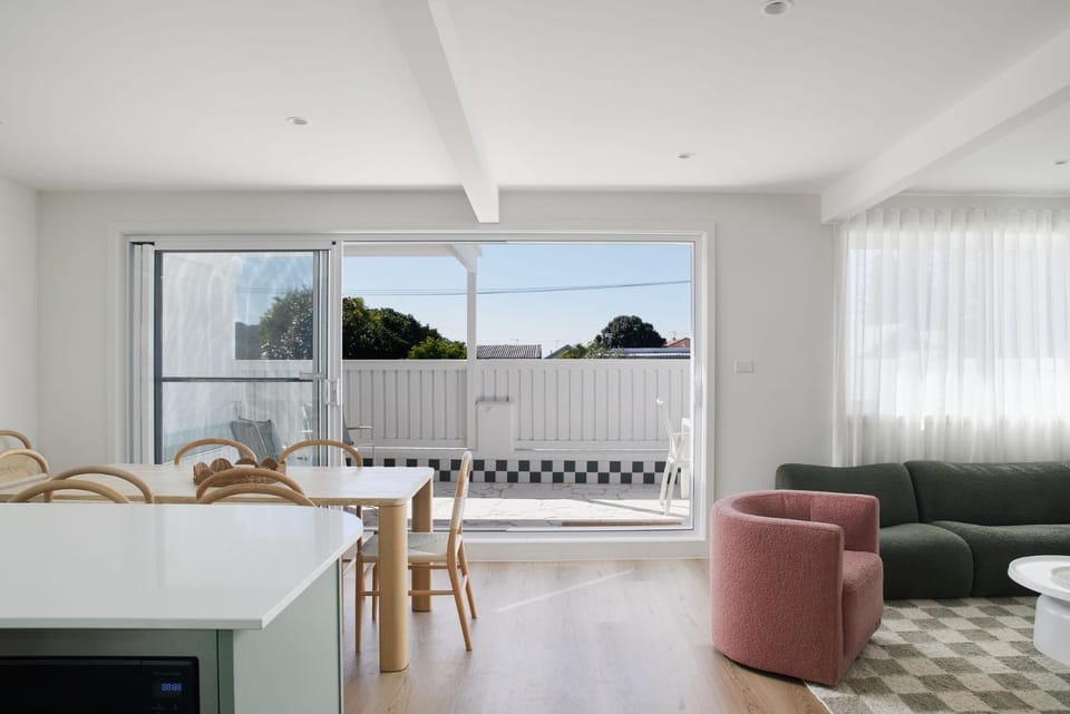'Ornos' Apartment in Fingal Bay