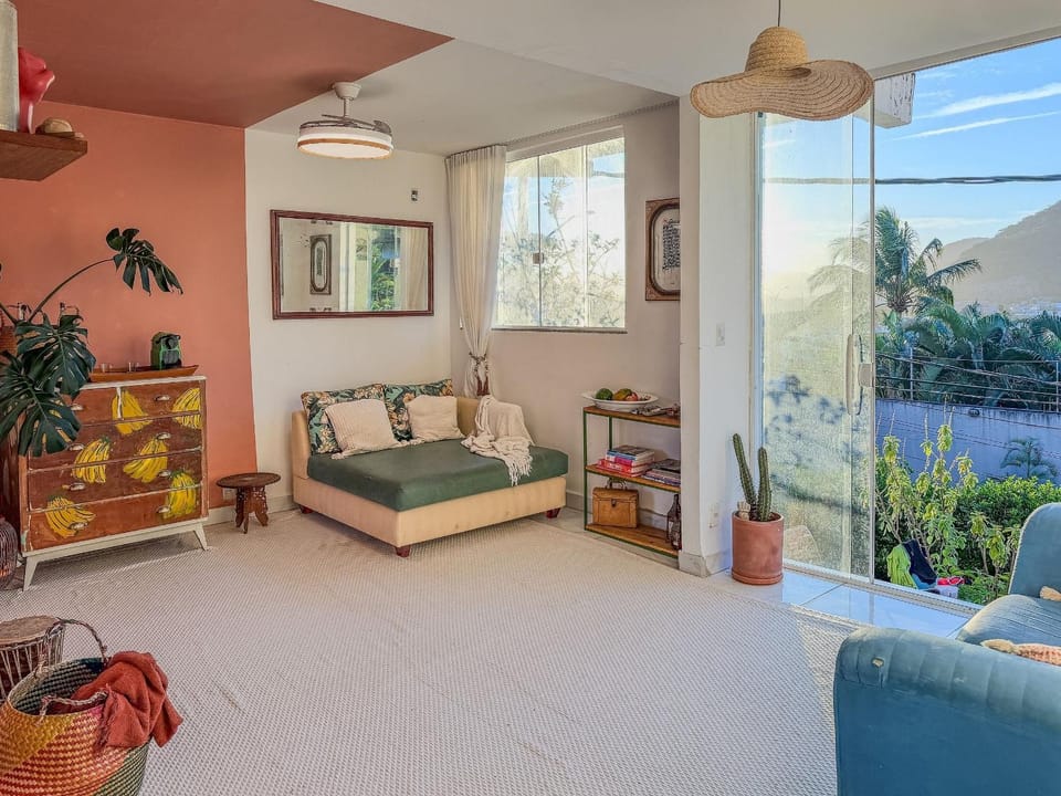 View (from property/room), Living room, City view, Garden view, Mountain view, Sea view, Street view, Sunrise, Sunset