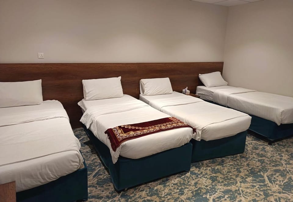 فندق بيت الزائرين 4 Hotel in Medina