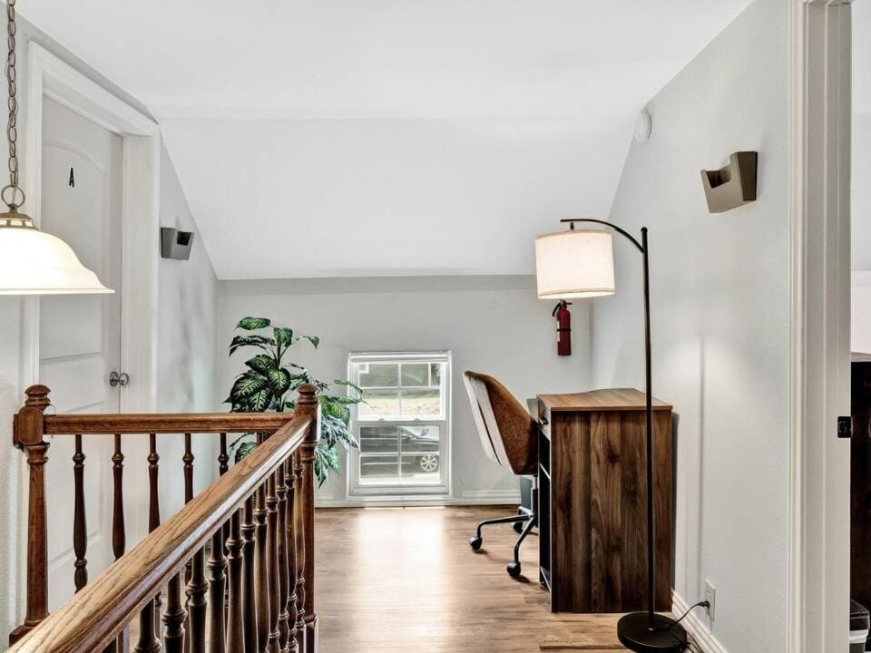 Spacious Home with Fast WiFi Near Downtown Sherman House in Sherman