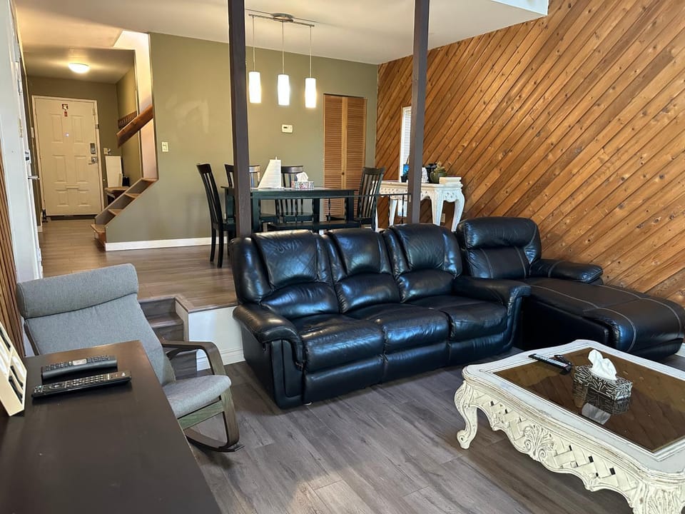 Happy House Vacation rental in Burnaby