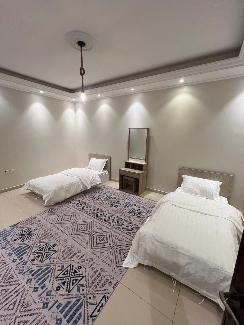 Modern Apartment with Smart Lock - Al Rabwah Apartment in Jeddah