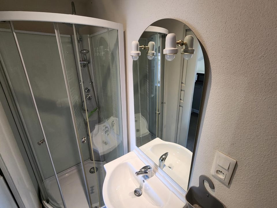 Appartement charmant au cœur de la ville - FR-1-901-11 Apartment in Vosges