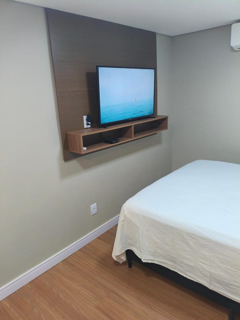 TV and multimedia, Bedroom