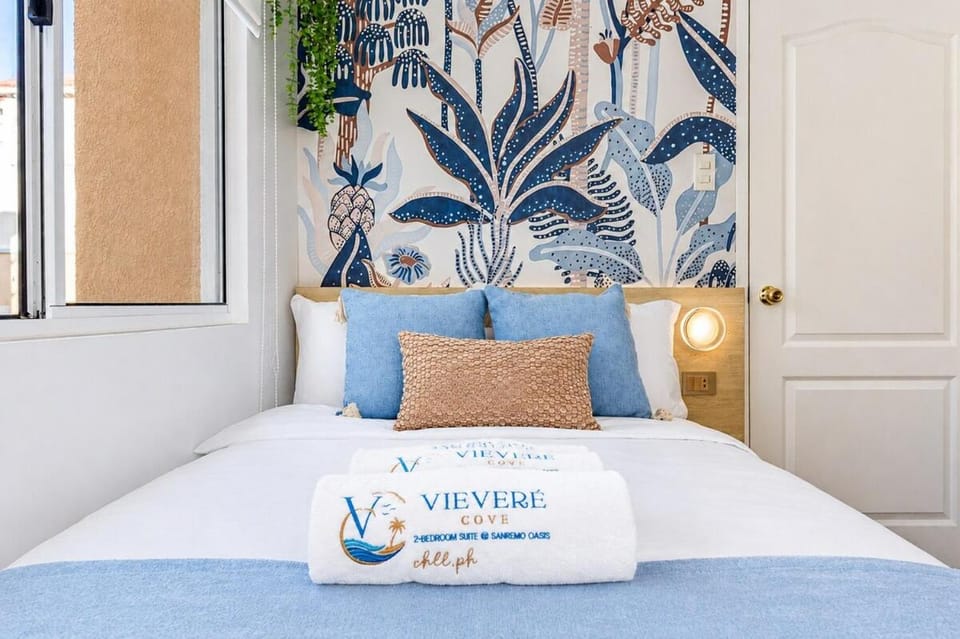 Vieveré Cove 2BR Corner Suite Balcony, SRP SM Seaside, Oceanpark, Nustar Apartment in Cebu City