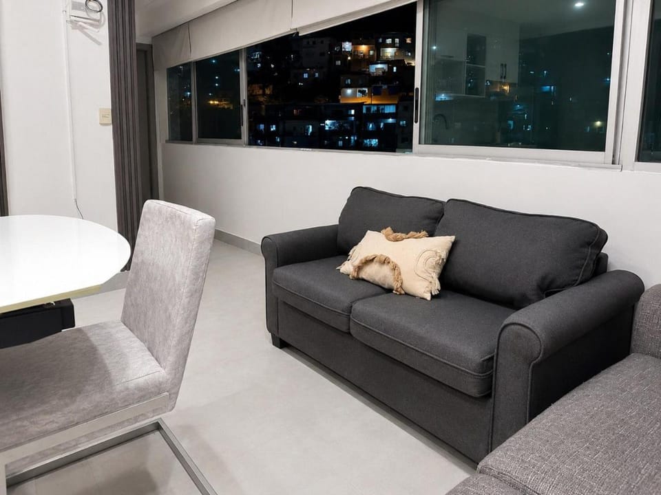 Living room, Seating area, furniture