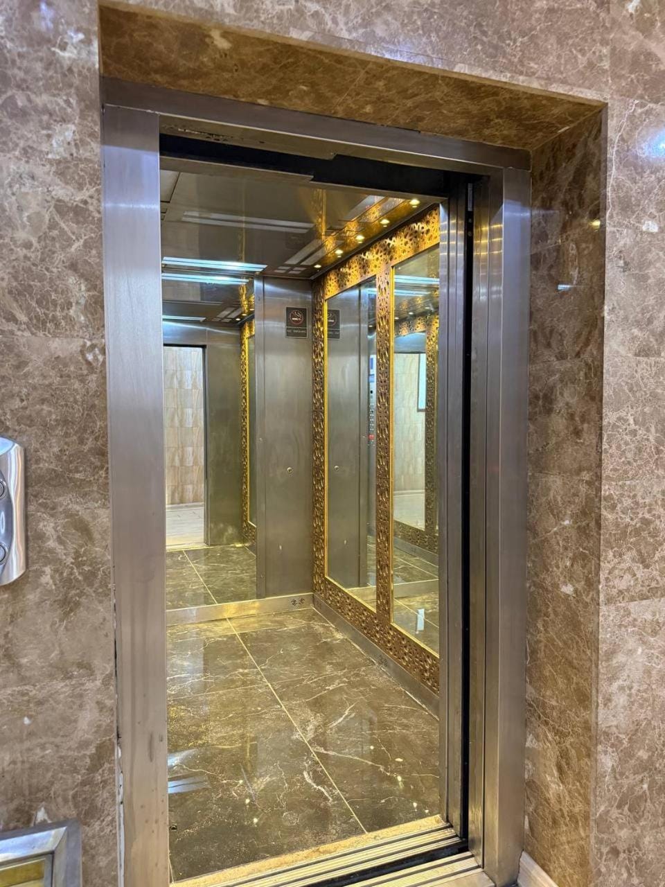 elevator