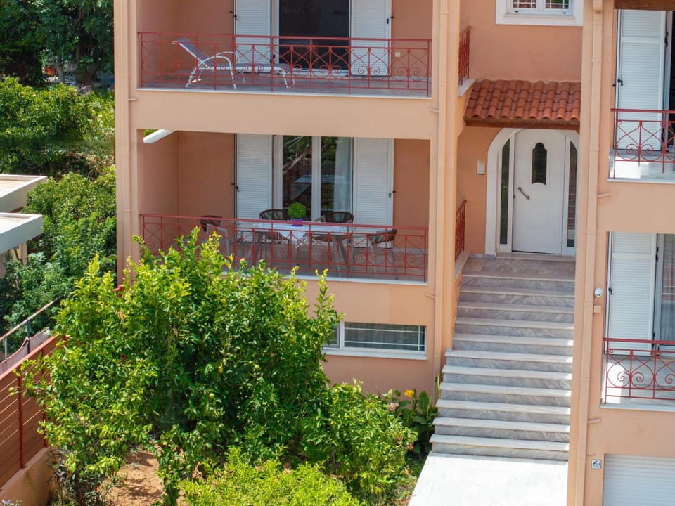 Ionian Cove 2 Apartment in Karavomylos