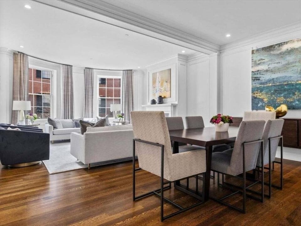 Apartment Exceptionally Private Garden Apartment in Beacon Hill