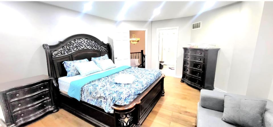 Bed, Bedroom