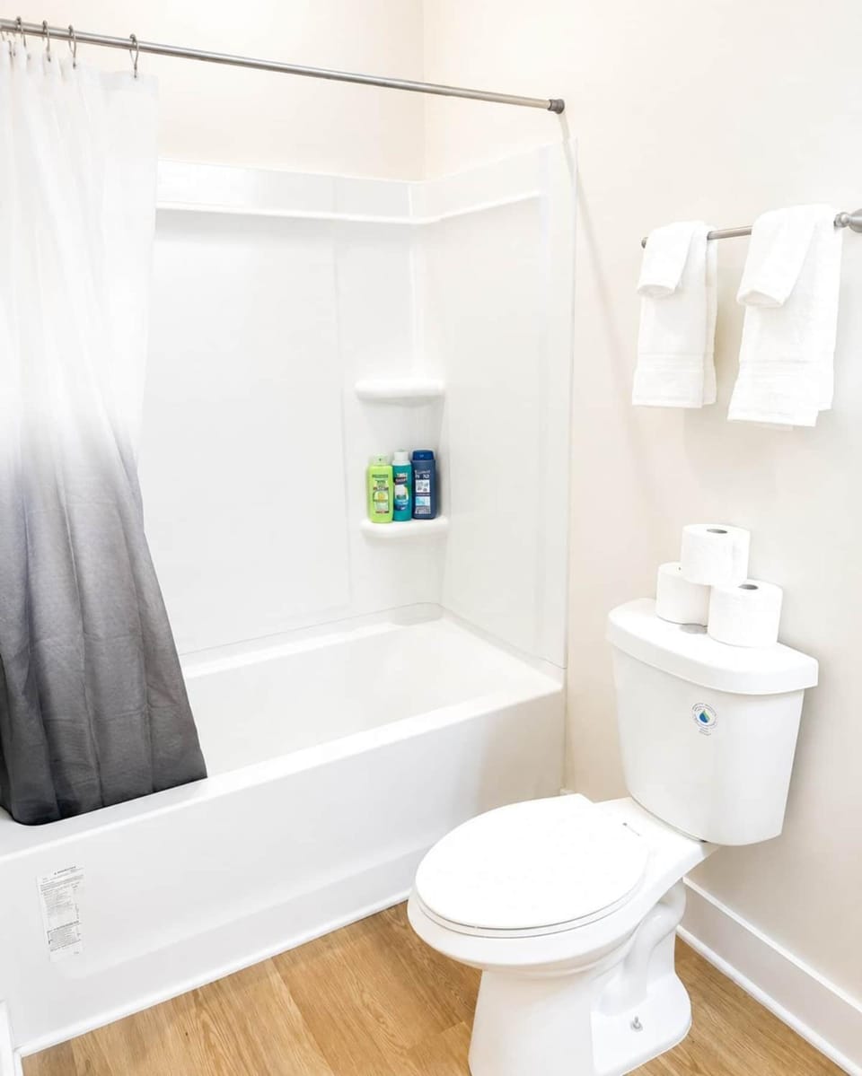 Spacious 3BR2BA Home Sleeps Family & Friends Apartment in Wilmington