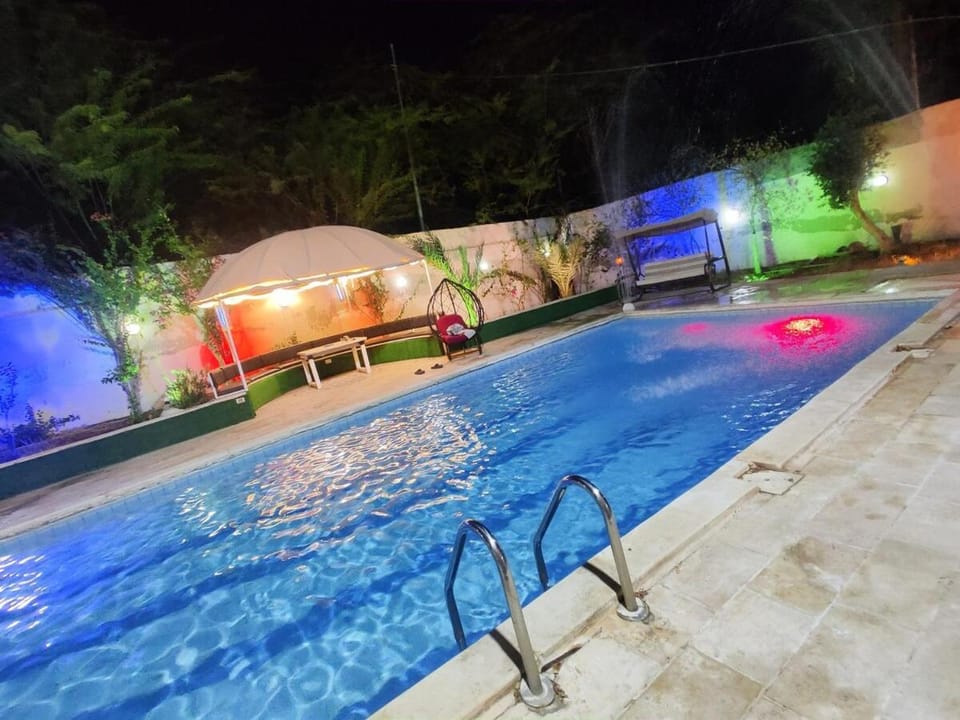 Al Amal Farm & Chalet شاليه و مزرعة الامل Chalet in Africa