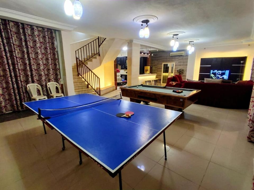 Al Amal Farm & Chalet شاليه و مزرعة الامل Chalet in Africa