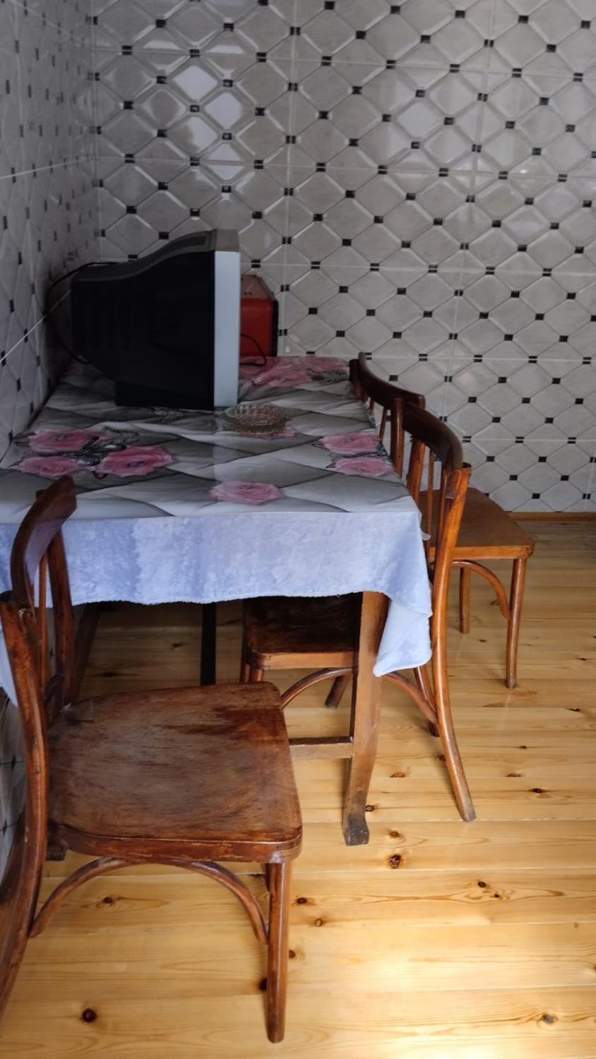 Hasan Hostel 哈桑旅舍 Bed and Breakfast in Azerbaijan