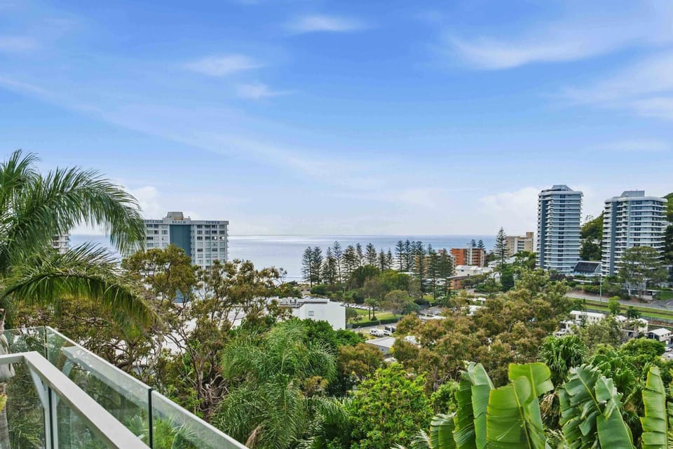 Burleigh Vista Burleigh Heads House in Burleigh Heads