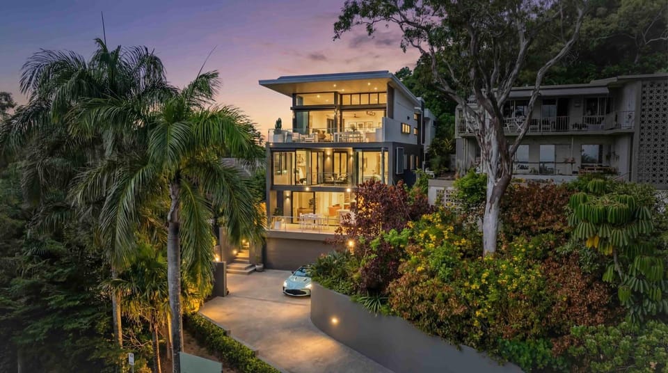 Burleigh Vista Burleigh Heads House in Burleigh Heads