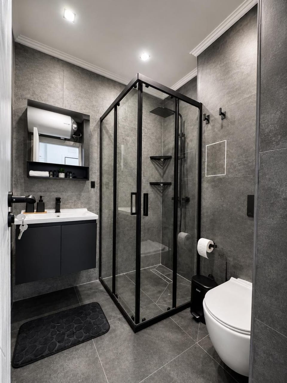 Shower, Toilet, Bathroom, towels