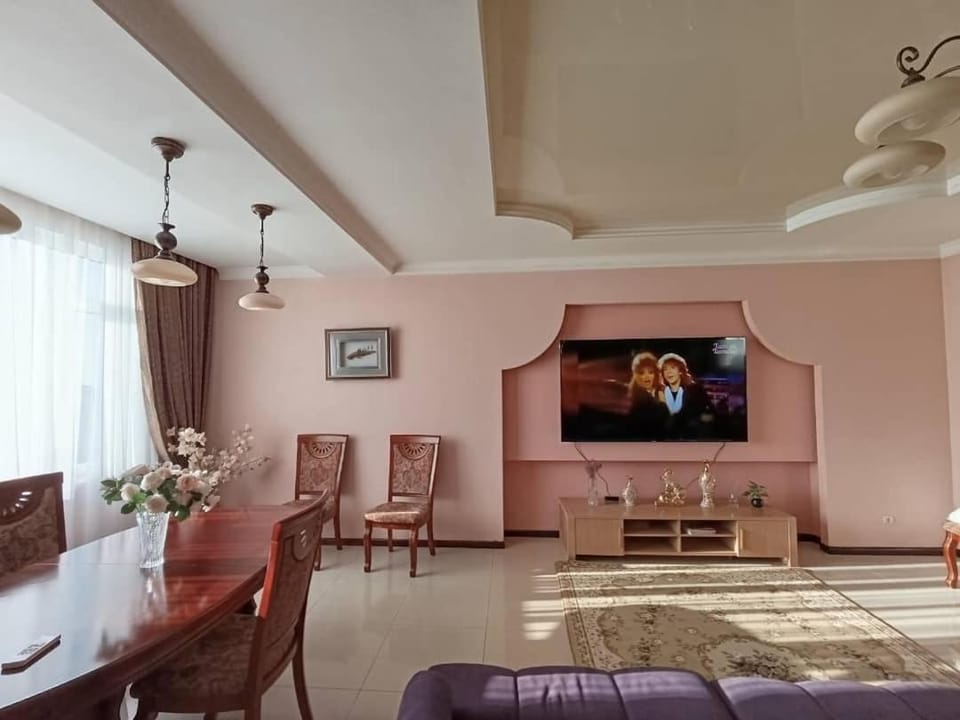 Просторная квартира в центре Apartment in Almaty Region, Kazakhstan