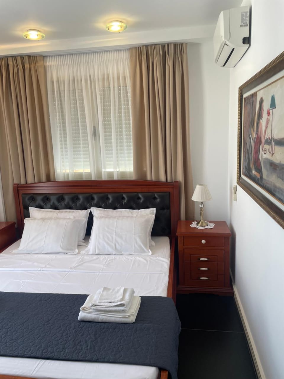 MD&K Duplex Apartment in Tirana