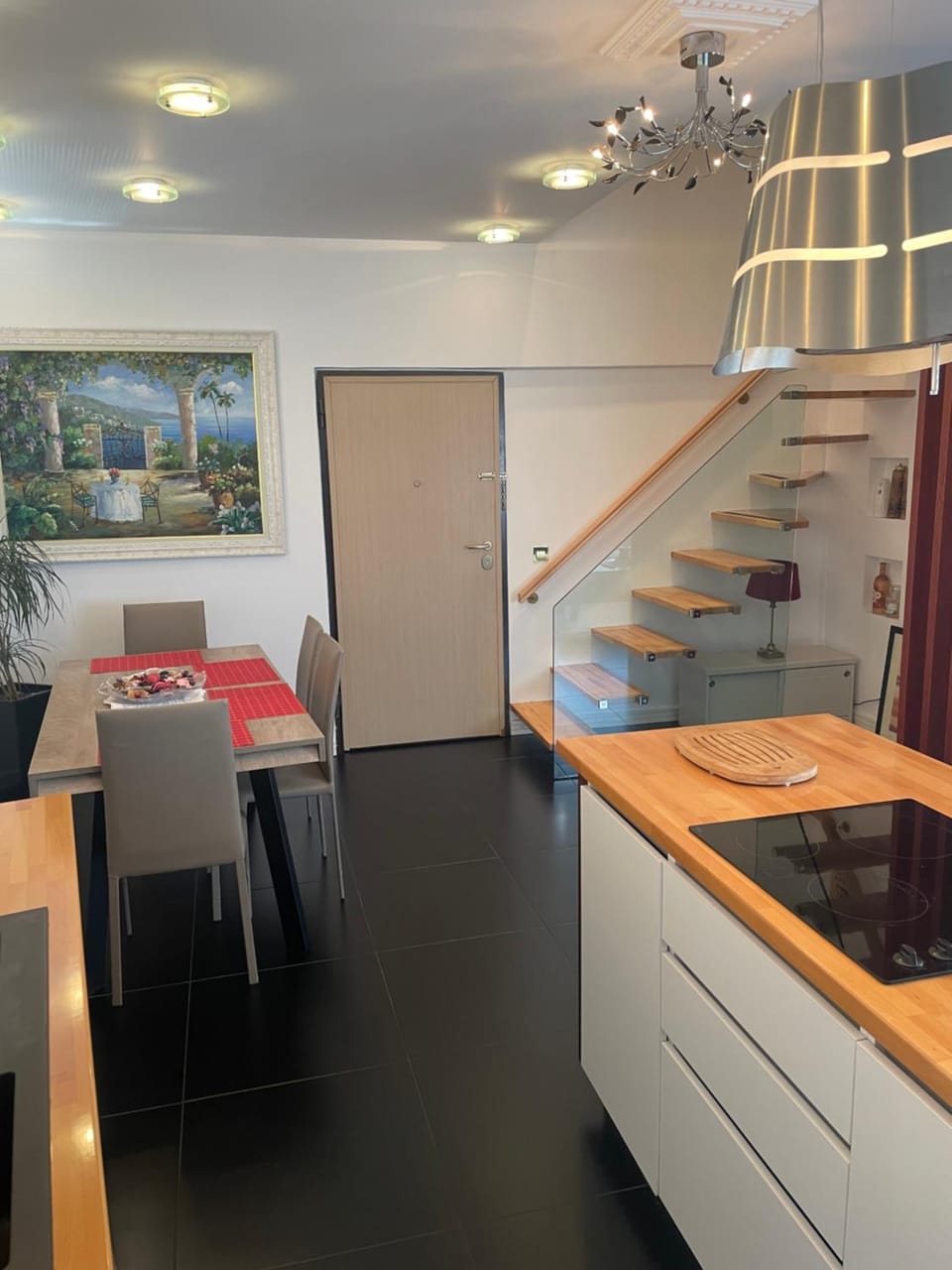 MD&K Duplex Apartment in Tirana