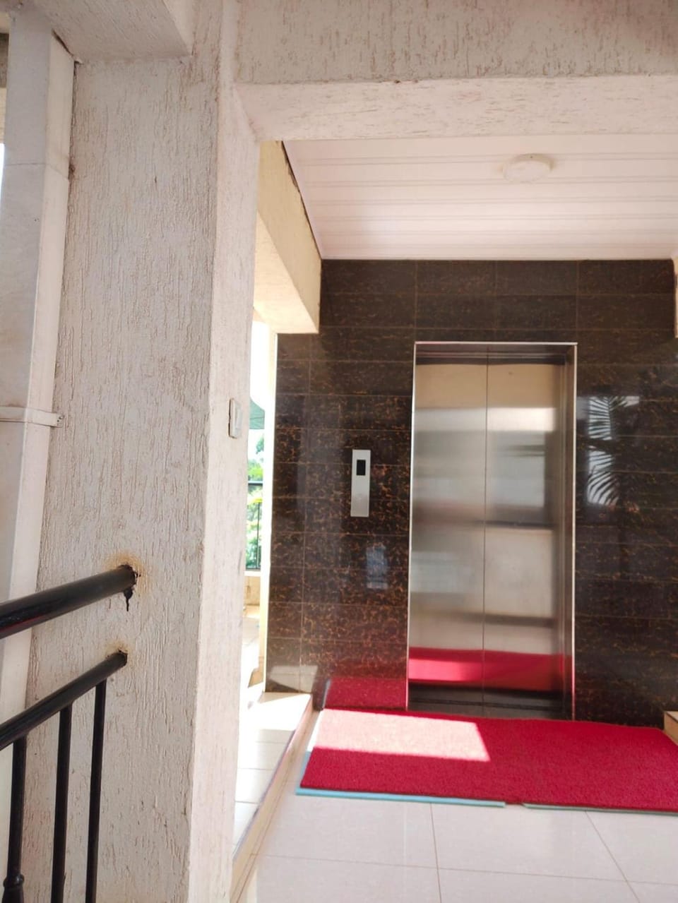 Serene Studio Ruaka Near Two Rivers Mall Bed and Breakfast in Nairobi County